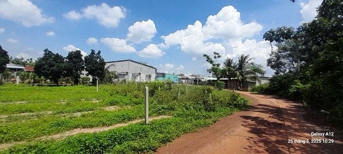 10x28 full thổ cư. Đường thông. Gần KCN. 8xx tr. Còn TL mạnh 