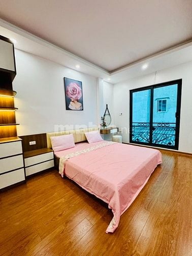Bán nhà 5 tầng lô góc - Oto đỗ Cổng -  Diện tích 35m2 - 3.8m mặt tiền