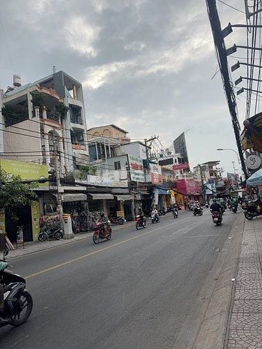 MẶT TIỀN LÊ QUANG ĐỊNH, P7, BÌNH THẠNH- 7 TẦNG- 140m2- 39 TỶ