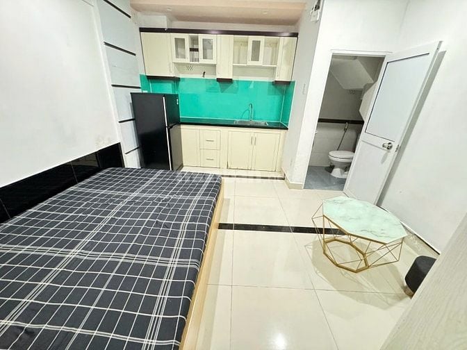 CHDV SÁT MT BÌNH THẠNH- 5 TẦNG- 6PN- 30TR/THÁNG- CHỈ 6,x TỶ TL