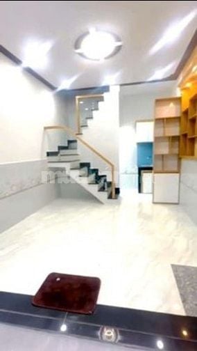 BÁN NHÀ NGAY CHỢ GIÃN DÂN đường HT22, phường Hiệp Thành, quận 12