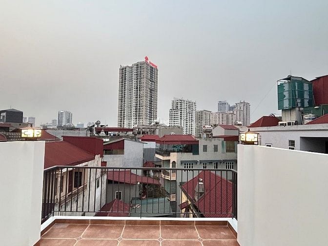 Nhà chính chủ 100% mặt phố Hoa Bằng có hè , xây mới 2025 ô tô 2 chiều 