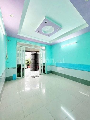 Chủ ngộp bán gấp căn nhà Đ. Trần Thị Cẩm, củ chi 120m2 SHR. Giá 760tr