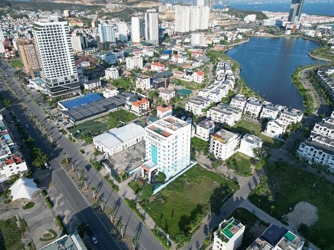 Bán Lô đất DVTM Khách sạn mặt biển Bãi Cháy, Hạ Long 