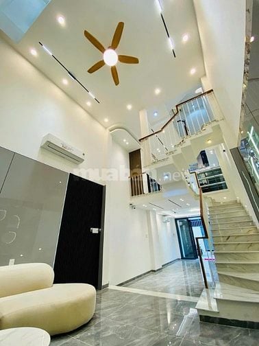 Bán nhà tặng nội thất Nguyễn Trãi P14 Q5 giá 3tỷ120tr DT 62.5m2
