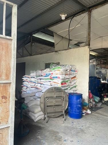 Cho thuê kho xưởng mặt tiền Kênh A - Bình Chánh, diện tích : 1.200m2