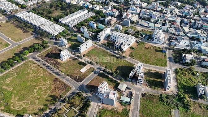 Cần bán đất nền mặt tiền đường, Quận 9 - Full thổ cư, giá 30 triệu/m2