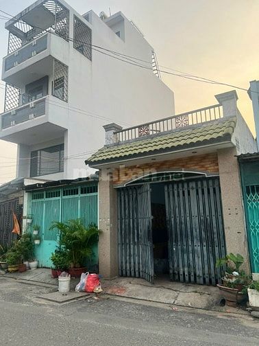 Bán nhà mặt tiền Đông Hưng Thuận 42, Quận 12, 4x19m, 6 tỷ 200