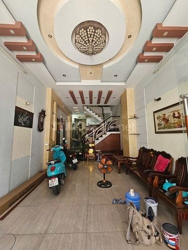 Nhà 4 tầng, Hương Lộ 2, gần BV Bình Tân, DT 4X16, 4PN, Hẻm xe hơi.