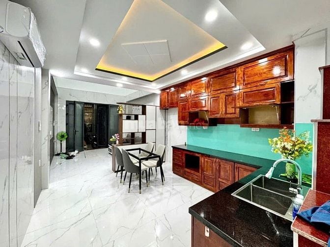 Thanh toán 1 tỷ 640 triệu nhà Huỳnh Văn Bánh Phú Nhuận | shr, nội thất