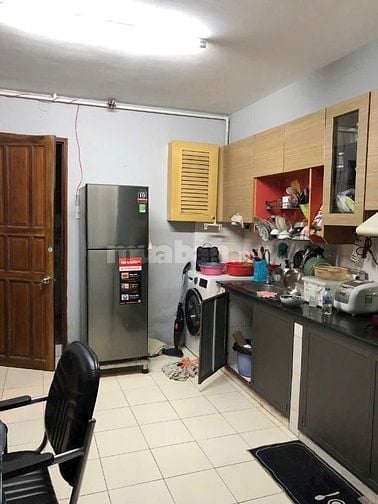 C/c Đặng văn Ngữ,P13,Phú Nhuận:2p ngủ, 2wc, Nội thất,11tr