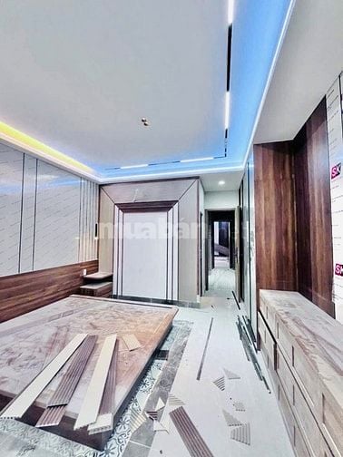 TÂN SƠN NHÌ TÂN PHÚ - GIÁP TÂN BÌNH - 71M2(4x18m) - 5 TẦNG THANG MÁY -