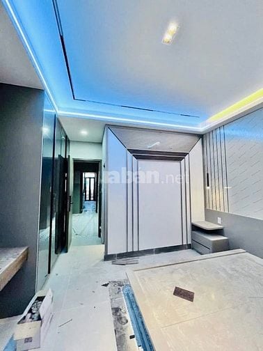 TÂN SƠN NHÌ TÂN PHÚ - GIÁP TÂN BÌNH - 71M2(4x18m) - 5 TẦNG THANG MÁY -