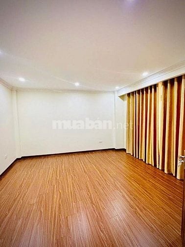Nhà mới nhỉnh 6đ, tiện ích bạt ngàn, Ô tô đỗ cửa, gần Aeon mall LB