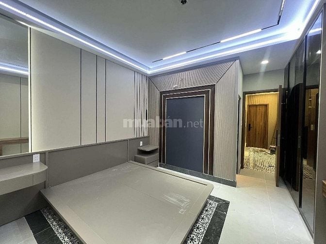 TÂN SƠN NHÌ TÂN PHÚ - GIÁP TÂN BÌNH - 71M2(4x18m) - 5 TẦNG THANG MÁY -