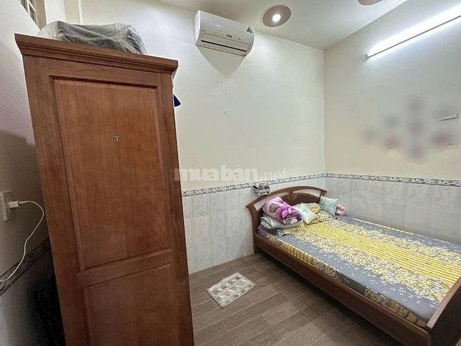 Ngộp! Bán gấp căn nhà gần chùa Hoằng Pháp, hóc môn 87m2 SHR. Giá 880tr