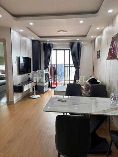 Chung cư Carillon 1, Hoàng Hoa Thám, TB: 70m2, 2p ngủ, ban công 12tr/t