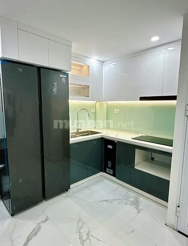 Bán nhà mới full nội thất 4 ngủ, gần ô tô đỗ