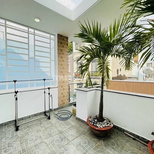 Nhà Tú Mỡ cần bán| Nhà đang trống có shR, BTCT hẻm 5m thuận tiện đi ại