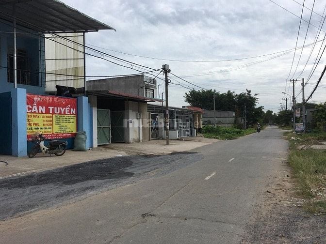 Cần Bán Gấp Nhà 1 Lầu 98m2 Ngay UBND Xã Tân Phú Trung giá 720 Triệu
