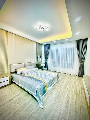 5 Tầng nở hậu xây mới, 5 phút sang phố cổ, ngõ ô tô giá tốt