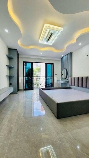 SIÊU PHẨM ĐẦU PHỐ NVC - 6 TẦNG THANG MÁY, GARA Ô TÔ, KINH DOANH
