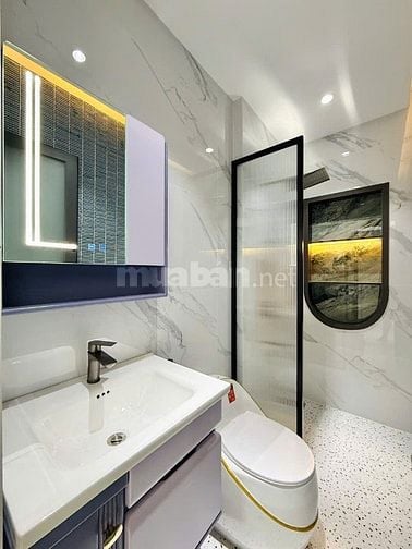 CHÍNH CHỦ BÁN NHÀ ĐẸP MỚI XÂY ĐÚC 3LẦU FULL NỘI THẤT CAO CẤP 