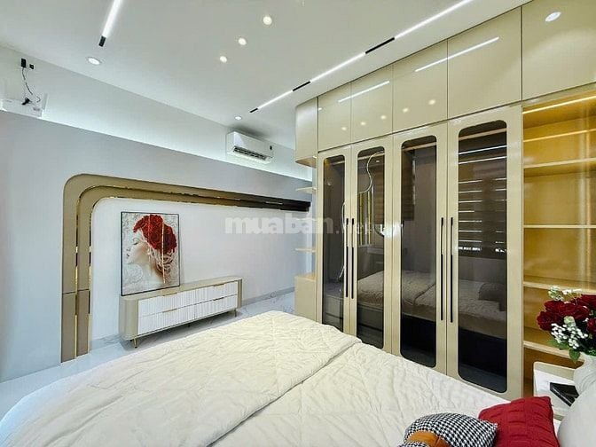 CHÍNH CHỦ BÁN NHÀ ĐẸP MỚI XÂY ĐÚC 3LẦU FULL NỘI THẤT CAO CẤP 
