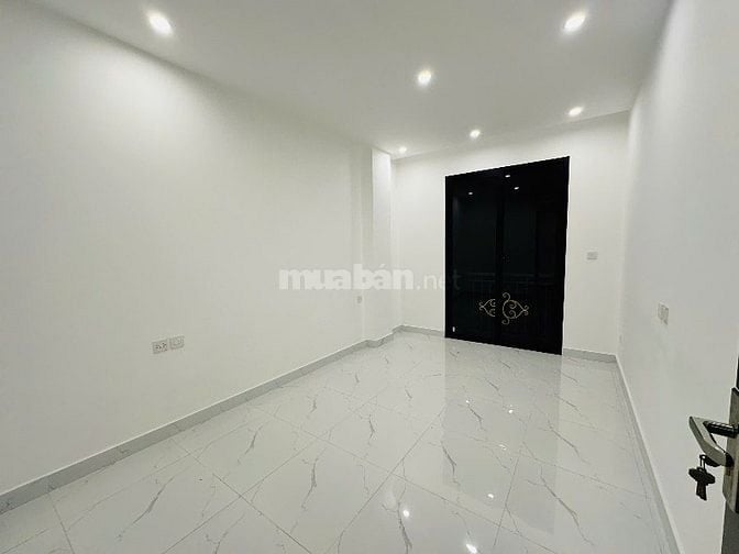 Chính Chủ Cần Bán Nhà Nguyễn Trãi Siêu Hot
