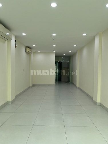 Cho thuê 3 Tầng: Tầng trệt, tầng lửng, Lầu 1, Toà nhà Huỳnh Văn Bánh
