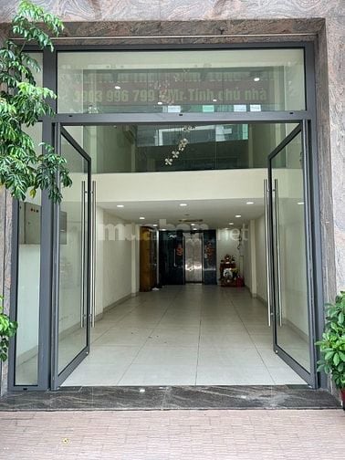 Cho thuê 3 Tầng: Tầng trệt, tầng lửng, Lầu 1, Toà nhà Huỳnh Văn Bánh