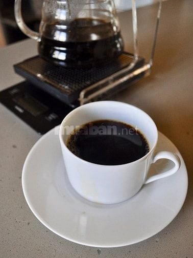 CẦN NGƯỜI PHỤ BÁN ĐỒ UỐNG Part time/ Full time
