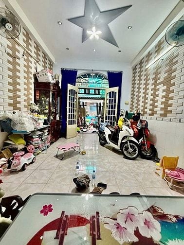 bán nhà đường Trương Thị Hoa 4x15 3phòng ngủ shr giá 4.2tỷ