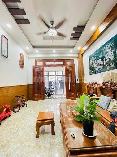 1 SẸC NGAY TÂN SƠN NHÌ, ĐỘC LẬP, 4X20, HẺM XE TẢI, TẶNG FULL NỘI THẤT