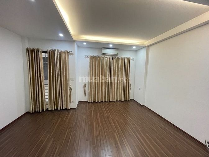 NHÀ 5 TẦNG TRUNG TÂM THẠCH BÀN - LIỀN KỀ AEON LONG BIÊN - GIÁ 5.X TỶ
