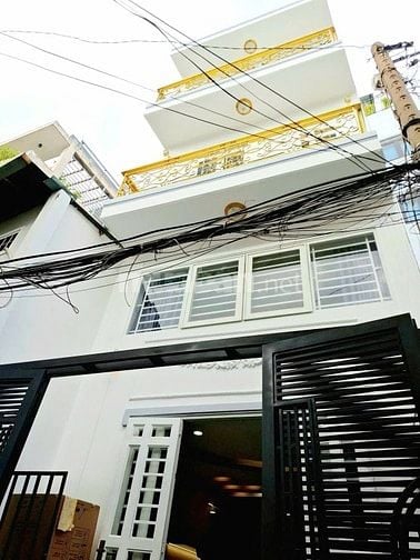 CẦN BÁN GÂP CĂN NHÀ TẠI XUÂN LA - TÂY HỒ