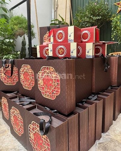 PMoments Tuyển Dụng Phụ Bếp Bánh, đi làm luôn