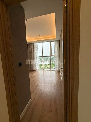 Cho thuê căn hộ cao cấp tại khu đô thị Sala 3PN, 2WC, view thành phố.