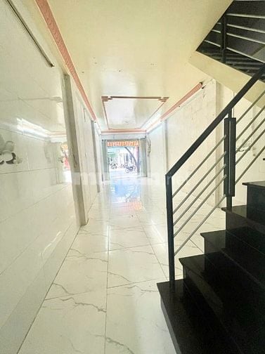 Bán nhà mặt tiền Hàn Hải Nguyên, P.2, Q.11 giá 12.9 tỷ