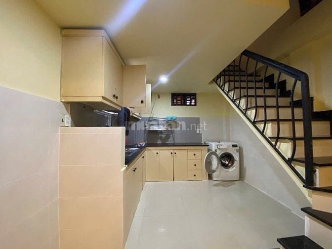 Hẻm xe hơi CMT8 Ngang 10m 2 Tầng ngay chung cư Hà Đô,khu kinh doanh 