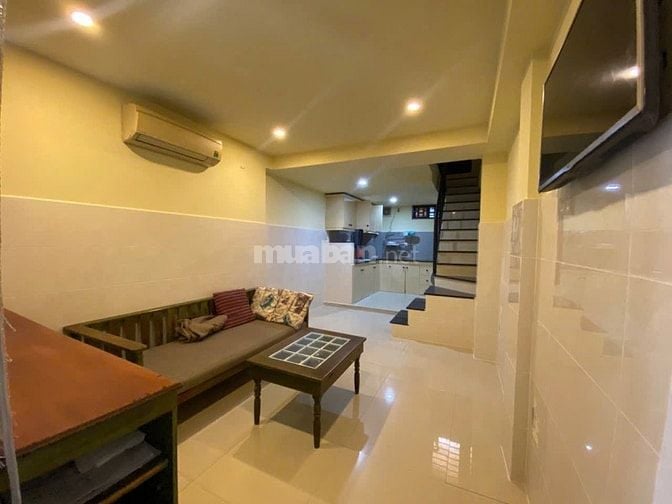 Hẻm xe hơi CMT8 Ngang 10m 2 Tầng ngay chung cư Hà Đô,khu kinh doanh 