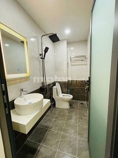 SANG TÊN NHANH CĂN!Đ.Hồng Lạc P11 Tân Bình,DT:40m2/2,250 Tỷ, SHR,HXH