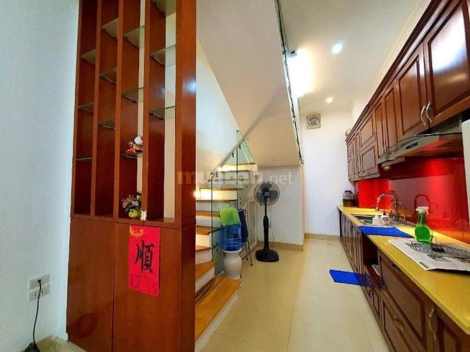 Bán nhà ngõ 34A Lý Nam Đế, 40m2x 5 tầng, cách mặt phố 3m