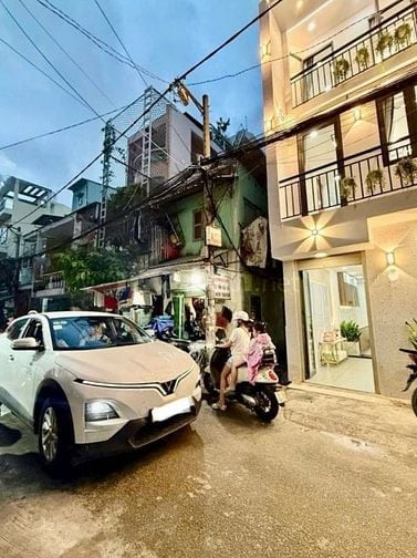 SIÊU PHẨM GIÁP QUẬN 1 – LÊ VĂN DUYỆT, P1, BÌNH THẠNH - Nhà Đẹp 3 Tầng 