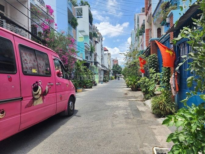 VIP TÂN SƠN NHÌ 85m2 5 TẦNG THANG MÁY - XE TẢI TRÁNH - GIÁ TỐT