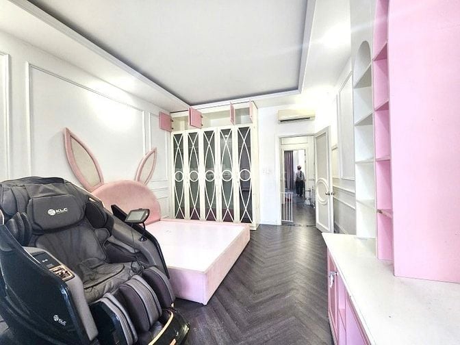 VIP TÂN SƠN NHÌ 85m2 5 TẦNG THANG MÁY - XE TẢI TRÁNH - GIÁ TỐT