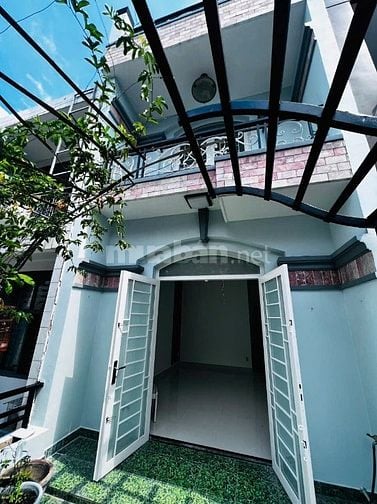 Cho thuê nhà MT hẻm đường Nguyễn Oanh 50m, ngay chợ Căn Cứ 26
