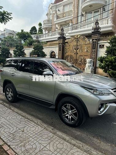Toyota Fortuner 2019 2.4G 4x2 MT - 76000 km