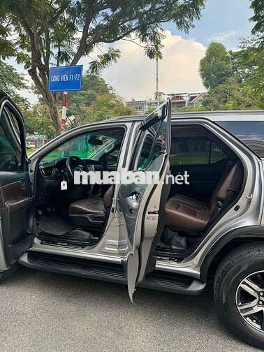 Toyota Fortuner 2019 2.4G 4x2 MT - 76000 km