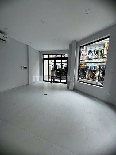 Nhà cho thuê mặt tiền đường Chu Văn An, Bình Thạnh, 6x10m, 15tr